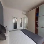 To - Charme Μπάρι