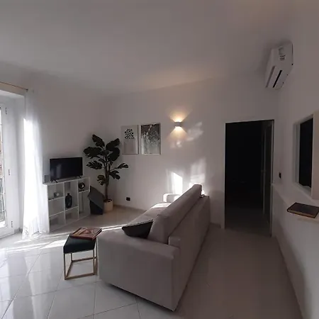 Apartment To - Charme