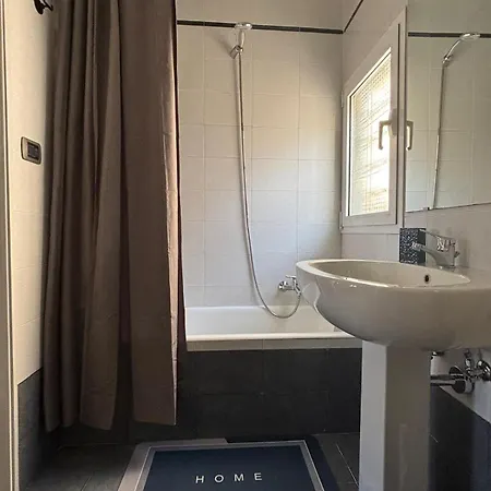 To - Charme Apartment *