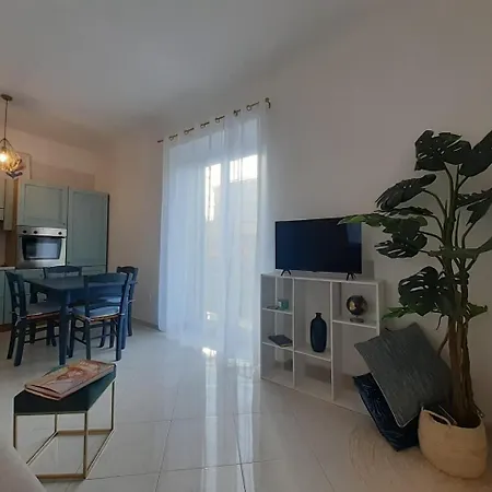 To - Charme Apartment Bari