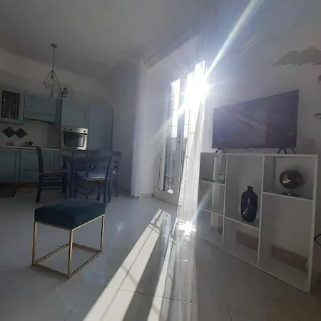 To - Charme Apartment Bari